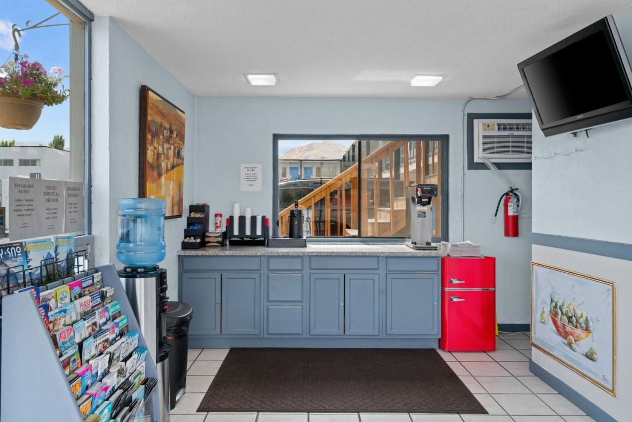Holiday Lodge Wenatchee Εξωτερικό φωτογραφία